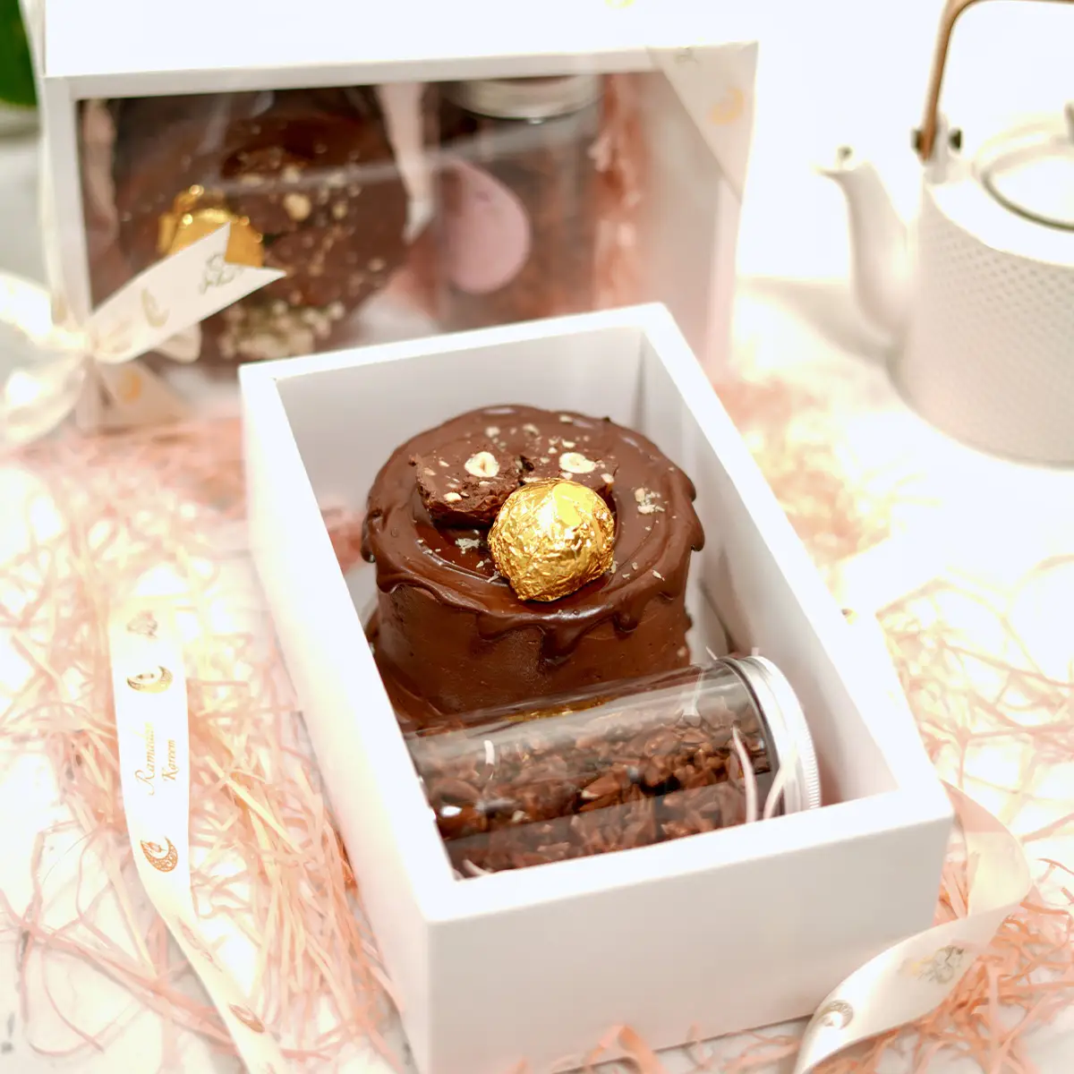 Healthy No Sugar Keto Box 3 Notella Bento Cake and Croustillant Jar hOLa Keto UAE Delivery in Dubai, Abu Dhabi, Sharjah, Al Ain, Fujairah, Ajman & Ras Al Khaimah